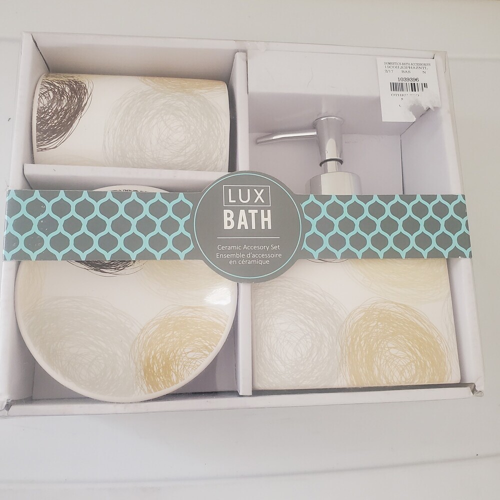 Lux Bath COIL Hazel 4-Piece Ceramic Bathroom Accessory Set - Soap Dispenser